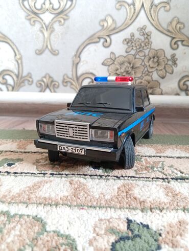 детская обувь новая: Игрушка 
Lada 2107 Police 
состояния очень хорошее