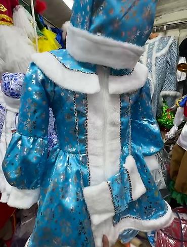 Карнавальные костюмы: Новогодние карнавальные костюмы - Дед Мороз: роскошные красные шубы с — 6