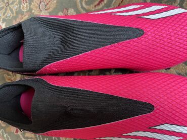 польская обувь: Сороконожки Adidas x, 40 размер новый даже не одевался польский