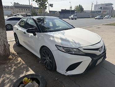 jac t6: Toyota Camry: 2018 г., 2.5 л, Автомат, Бензин, Седан — 1