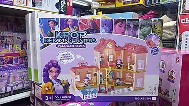 дом куклы: Игровой набор: KPOP Demon Hunters – Villa Suite Series, кукольный — 1