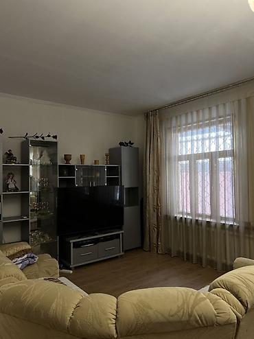 Продажа коттеджей и домов: 📍ул.Суванбердиева 🔘4-комнаты 🔘124м² Продается уютный одноэтажный — 4