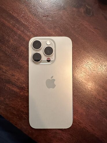ipod touch: IPhone 15 Pro, Б/у, 128 ГБ, Natural Titanium, Кабель, Коробка, 90 %