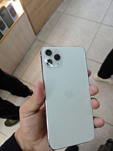 айфон кредит: IPhone 11 Pro Max, Б/у, 64 ГБ, White Titanium, Чехол, Зарядное устройство, 76 %