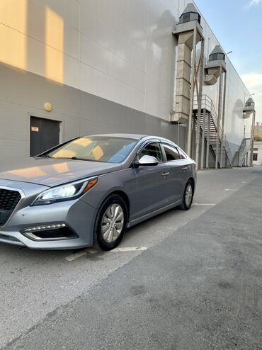 соната граната: Hyundai Sonata: 2016 г., 2 л, Автоматические, Гибрид, Седан