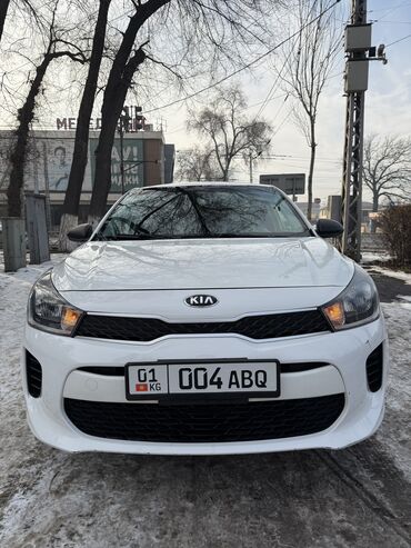 Kia: Kia Rio: 2017 г., 1.6 л, Типтроник, Бензин, Седан