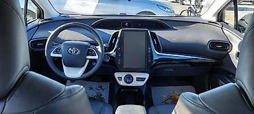 byd e1: Toyota Prius: 2017 г., 1.8 л, Вариатор, Гибрид, Хэтчбэк — 7