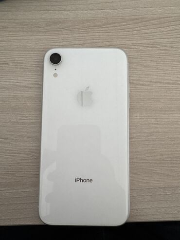 продать iphone 6: IPhone Xr, Б/у, 64 ГБ, White Titanium, 80 %