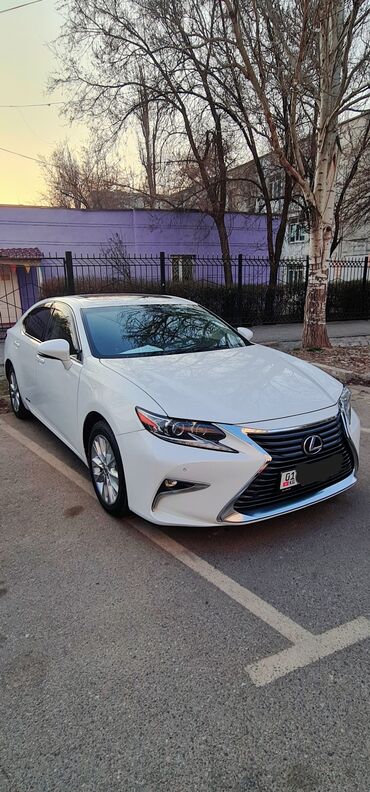 Lexus: Lexus ES: 2015 г., 2.5 л, Вариатор, Гибрид, Седан