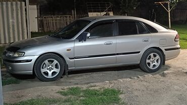taiota runx: Mazda 626: 1998 г., 2 л, Механика, Бензин, Хэтчбэк