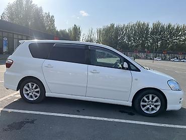 Toyota: Toyota Ipsum: 2004 г., 2.4 л, Автомат, Бензин, Вэн/Минивэн — 2