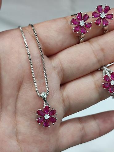 Серебряные наборы украшений: Серебро 925 пробы Размеры имеются Для заказа пишите на Ватсапп — 6