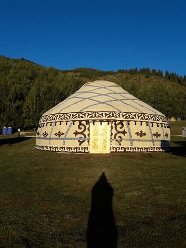 Продажа юрт: Традиционная юрта с полным комплектом оформления - Каркас: разборный — 1