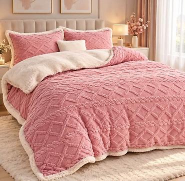 deda mraz i baba mrazica: 3-delni set posteljine – Comforter set “Unique Blankets” Opis: - — 1