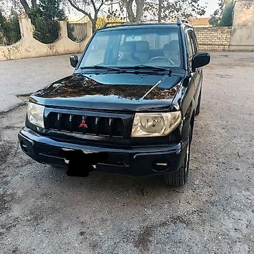 mitsubishi pajero 2000: Mitsubishi Pajero: 1.8 l | 1998 il Ofrouder/SUV — 2