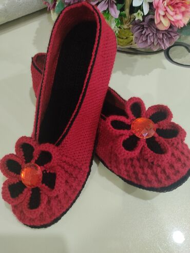 аляска обувь женская: Домашние тапочки 38.5, цвет - Красный