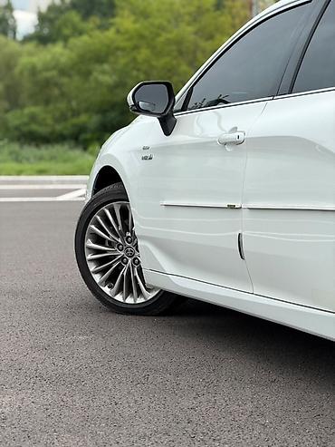 350: Toyota Avalon: 2020 г., 2.5 л, Автомат, Гибрид, Седан — 10
