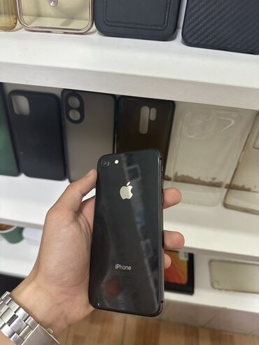 iphone ekran şəkilləri: IPhone 8, 64 GB, Qara, Barmaq izi