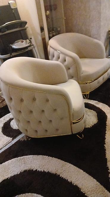 Divan və kreslo dəstləri: Divan kreslo desti. Divanda hec bir difekt problem yoxdur 2 kresloda — 10