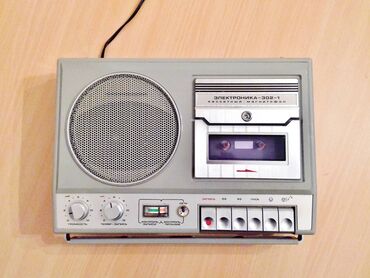 audio kaset: Maqnitofon "Elektronika 302-1". SSSR dövrünün kaset magnitofonu