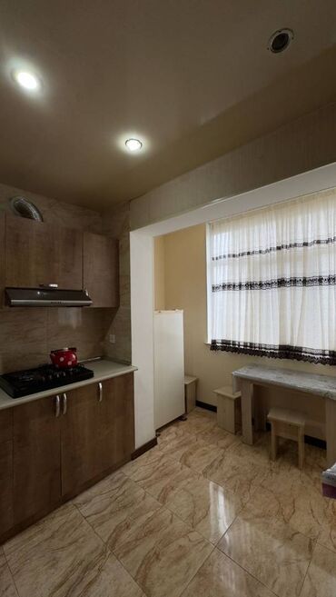 Uzunmüddətli kirayə mənzillər: Binəqədi rayonu, Zərifə Əliyeva adına göz klinikasının arxasında9 — 8