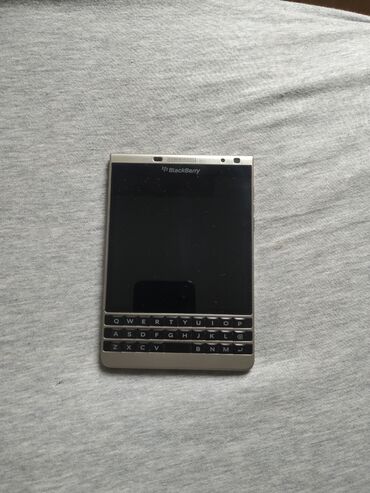 телефон флай повер: Blackberry Passport, 32 ГБ, цвет - Серебристый, Кнопочный