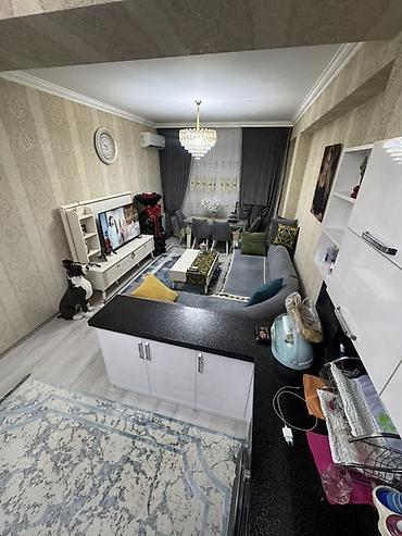 mənzil alıram: Makler deiləm öz evimdir . 20 Yanvar metrosuna cəmi 5 dəqiqəlik piyada — 6