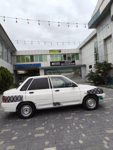 Avtomobil satışı: Tecili satilir.Motor karobka ideal Veziyetdedir.Motor 1.3.Cox Ekonomik