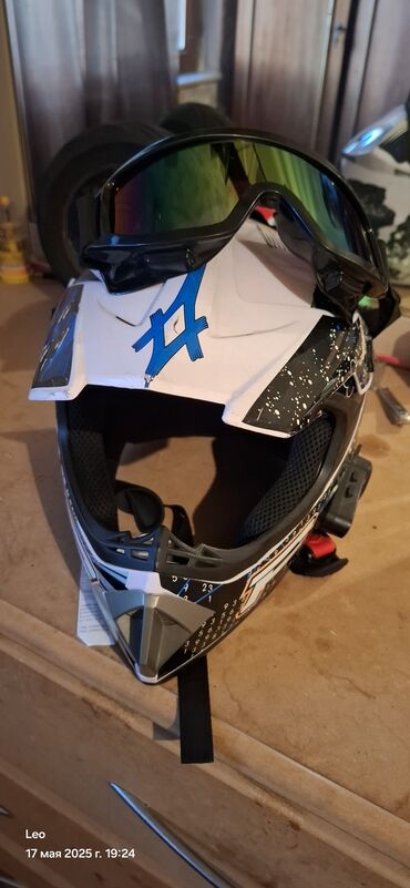 Moto dəbilqələr: Moto dəbilqələr