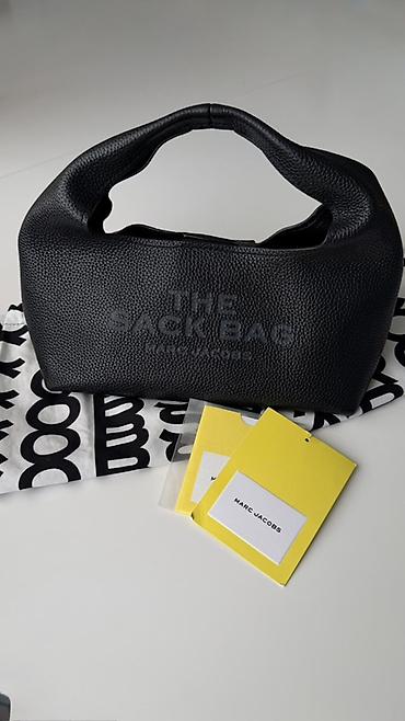 mini çanta: Marc Jacobs “The mini Sack Bag” – qara rəngdə, yumşaq teksturalı təbii — 1