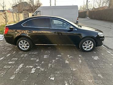 Chery: Chery : 2013 г., 2 л, Автомат, Бензин, Седан — 4