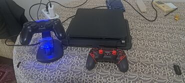 playstation 4 pro: PlayStation 4 Slim oyun konsolu prasivkalı. 500 gb yaddas. Prasivkalı