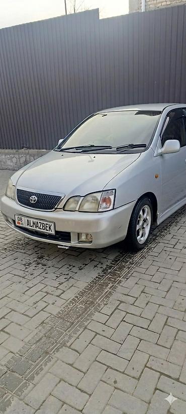 gaia: Toyota Gaia: 2000 г., 2 л, Автомат, Бензин, Минивэн — 1