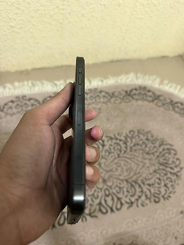 macbook pro 13 2019: IPhone 15 Pro Max, Qara, Barmaq izi, Simsiz şarj, Face ID — 8
