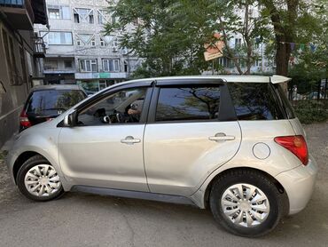 таёта ист: Toyota ist: 2002 г., 1.3 л, Автомат, Бензин, Хэтчбэк