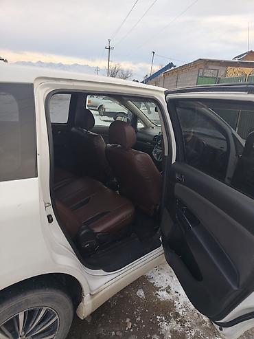 Toyota: Toyota WISH: 2004 г., 1.8 л, Автомат, Бензин, Универсал — 11