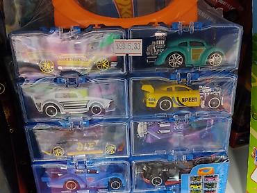 wheels: Набор машинок Hot Wheels с кейсом-органайзером - Комплект из 10 — 3