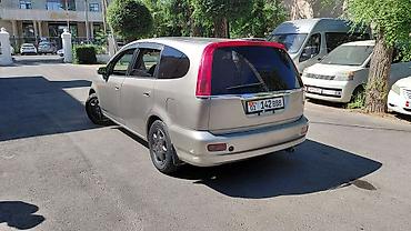 e klass: Honda Stream: 2001 г., 2 л, Автомат, Бензин, Минивэн — 3
