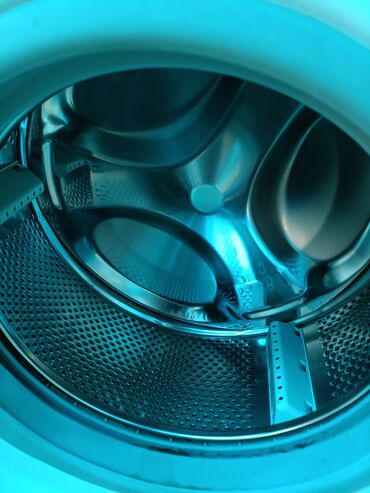 Стиральные машины: Стиральная машина Indesit, Б/у, Автомат, До 6 кг, Компактная