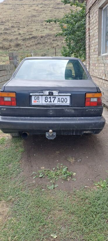 крыло на сивик: Volkswagen Jetta: 1990 г., 1.8 л, Механика, Бензин, Седан