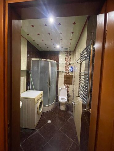 Uzunmüddətli kirayə mənzillər: Binəqədi rayonu,Azadlıq metrosu yaxınlığı,8 mkr,18 mərtəbənin,15-ci — 10