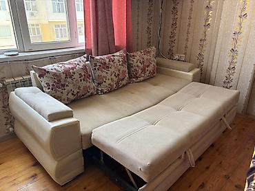Divan və kreslo dəstləri: İki hissəli mebel dəsti – divan və 2 kreslo - Rəng: açıq bej krem — 2
