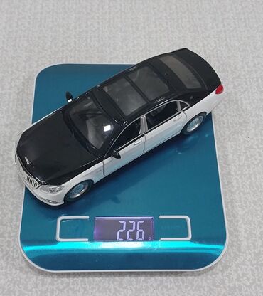 Oyuncaqlar: Mersedes Benz Maybach S650 modeli maşın satılır. Təzədir. Materialı -da lalafo.az — 19 Oyuncaqlar: Mersedes Benz Maybach S650 modeli maşın satılır. Təzədir. Materialı — 19