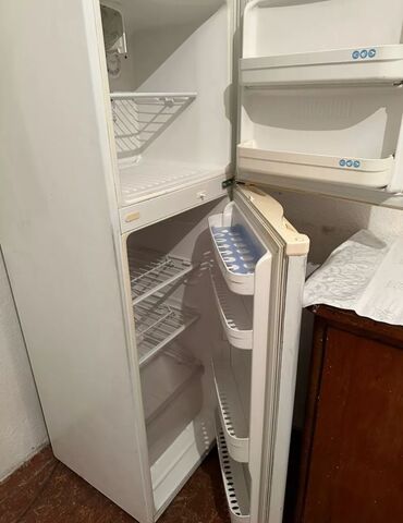 холодильник нарын: Холодильник LG, Б/у, Двухкамерный