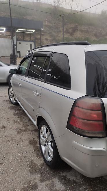opel vectra b fara: Opel Zafira: 2.2 l | 2006 il Universal — 8