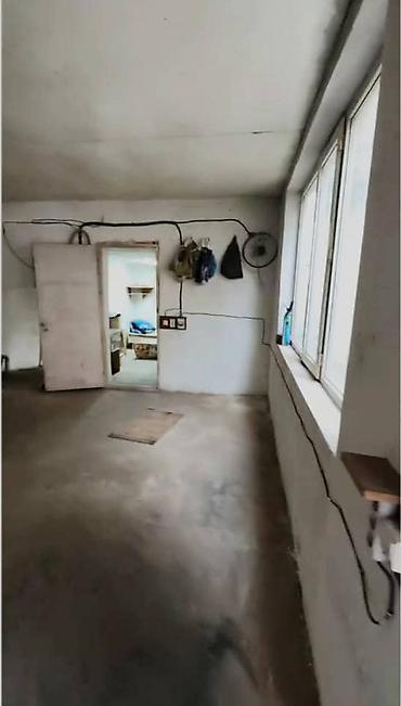 Продажа коттеджей и домов: Продается дом, район Кызыл-Аскер Цена:138000 $ *КОММУНИКАЦИИ* - — 13