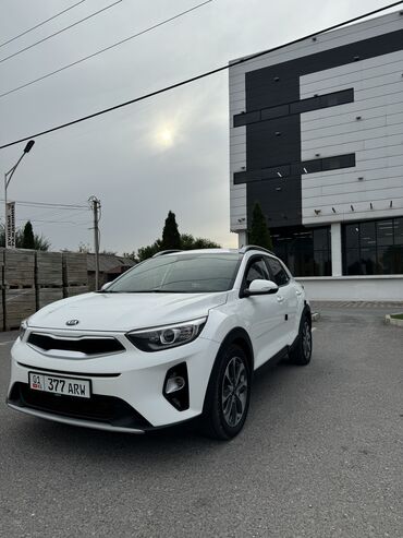 Kia: Kia Stonic: 2018 г., 1.6 л, Дизель