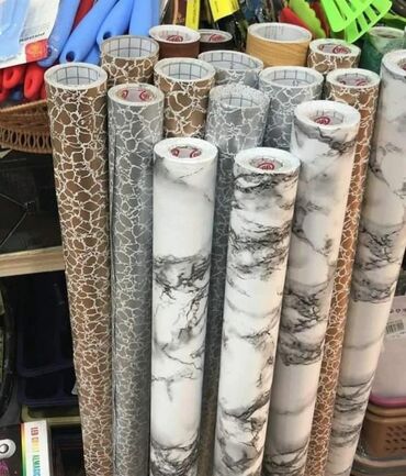 Hovuzlar: Rulonund auzunlugu 10 metr eni 90sm olur,arxasi ozu kleylidir. Vinil