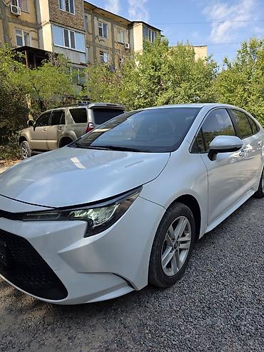 трактор кредит: Toyota Corolla: 2020 г., 1.8 л, Автомат, Гибрид, Седан — 2