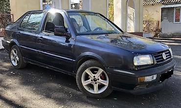 Volkswagen: Volkswagen Vento: 1992 г., 1.8 л, Механика, Бензин, Седан — 2